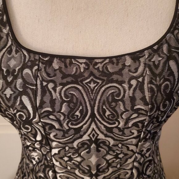 White House Black Market Black and Silver Gray Jacquard  Corset Tank Top Size M - Picture 2 of 7